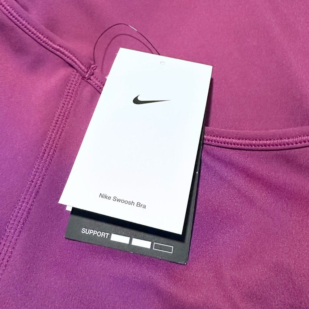 Plus Size Padded Nike Swoosh Sports Bra | Size 3x NWT - Picture 8 of 8